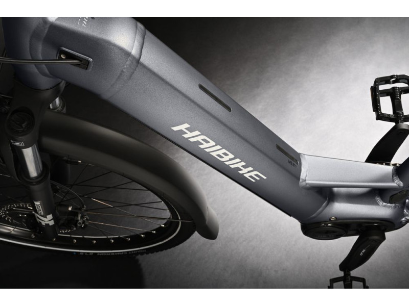 Trekové elektrokolo Haibike Trekking 4 – low | 2024